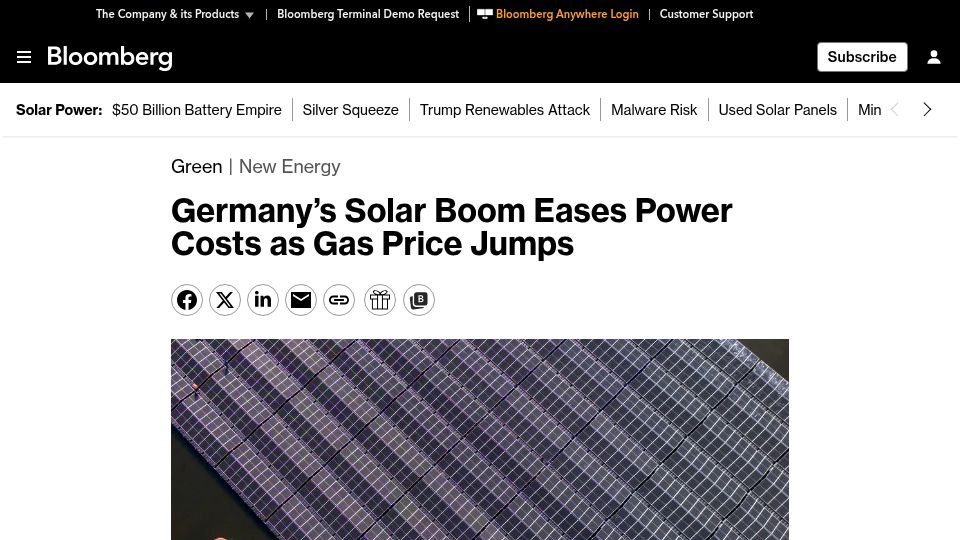 Screenshot of bloomberg.com: Germany's Solar Boom Eases Power Costs as Gas Price Jumps