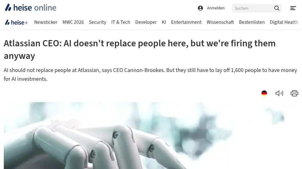 Screenshot of heise.de: Atlassian CEO: AI doesn't replace people here, but we're firing them anyway