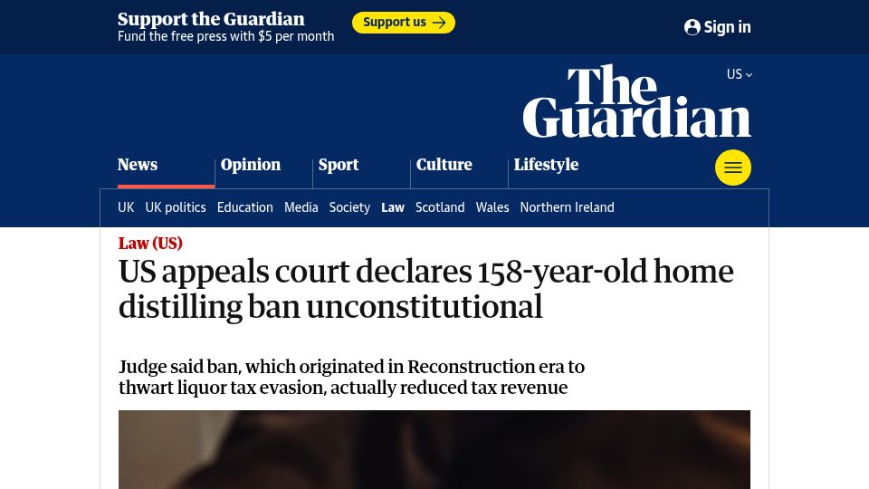 Screenshot of theguardian.com: US appeals court declares 158-year-old home distilling ban unconstitutional
