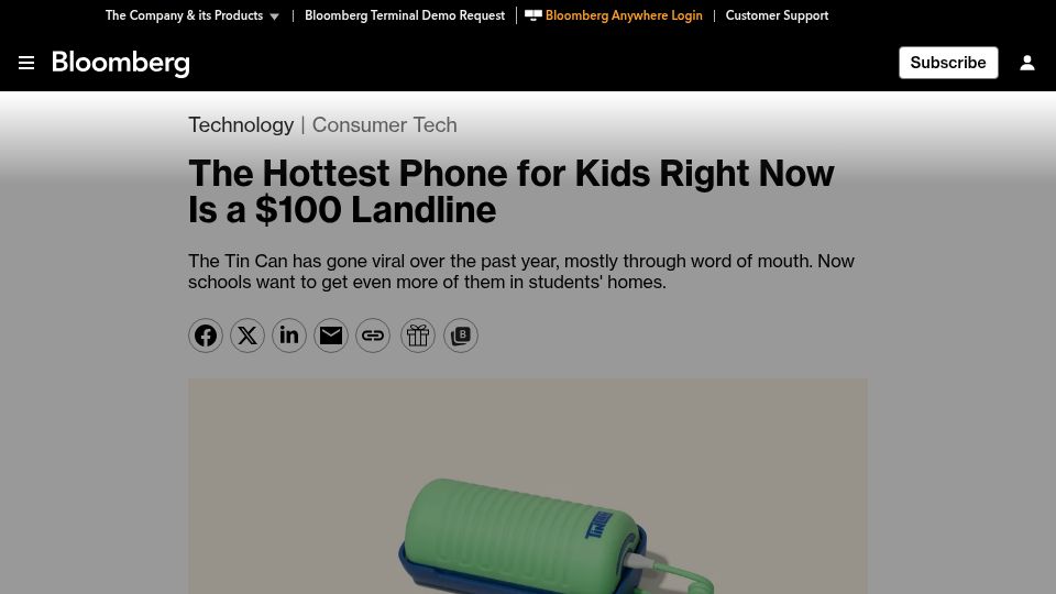 Screenshot of bloomberg.com: The Hottest Phone for Kids Right Now Is a $100 Landline