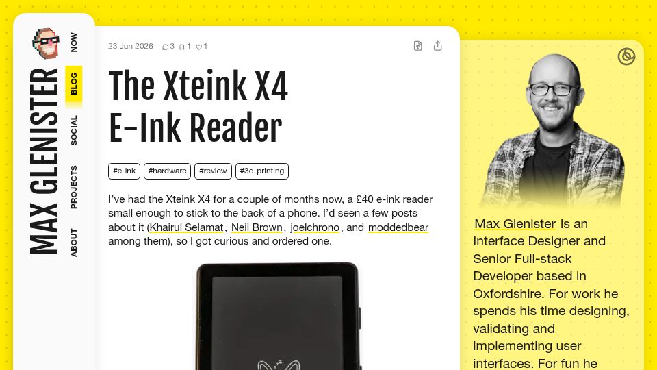 Screenshot of blog.omgmog.net: The Xteink X4 E-Ink Reader