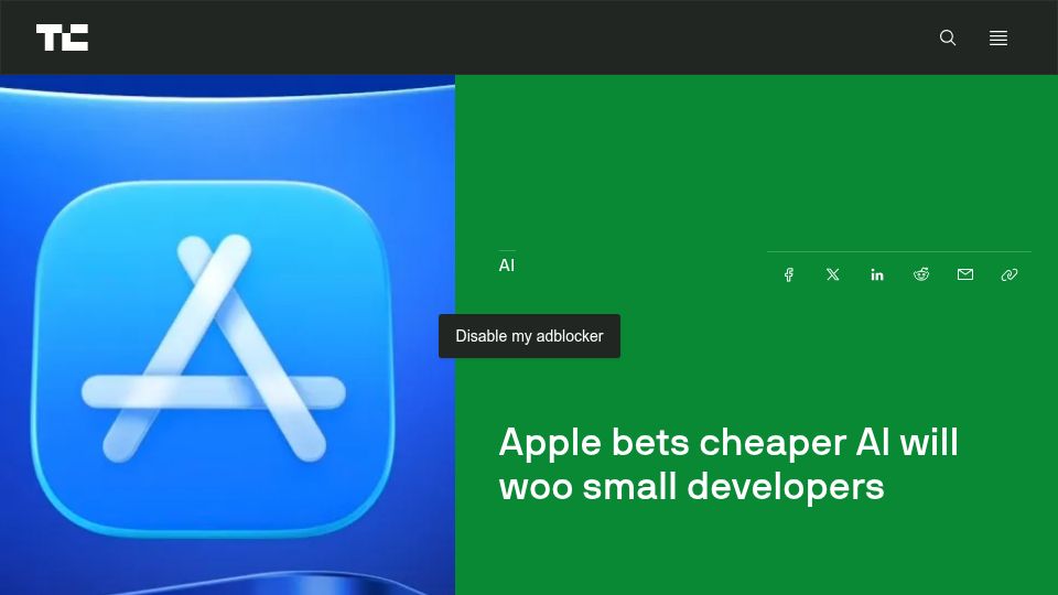 Screenshot of techcrunch.com: Apple bets cheaper AI will woo small developers