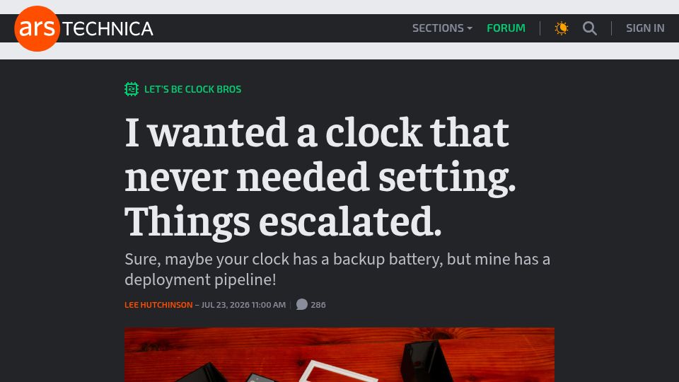 Screenshot of arstechnica.com: I wanted a clock that never needed setting. Things escalated