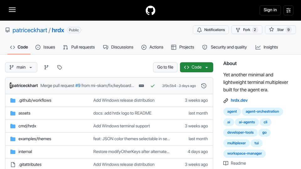 Screenshot of github.com: Show HN: Yet another minimal and lightweight terminal multiplexer written in Go.