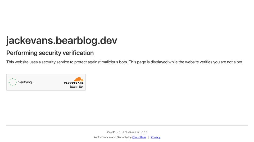 Screenshot of jackevans.bearblog.dev: Leaving Linux